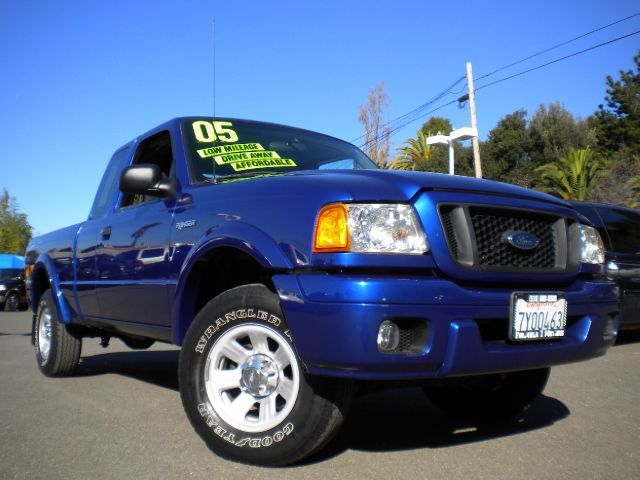 2005 FORD RANGER XLT SUPERCAB 4-DOOR 2WD blue this is an extra clean supercab xlt ranger with very