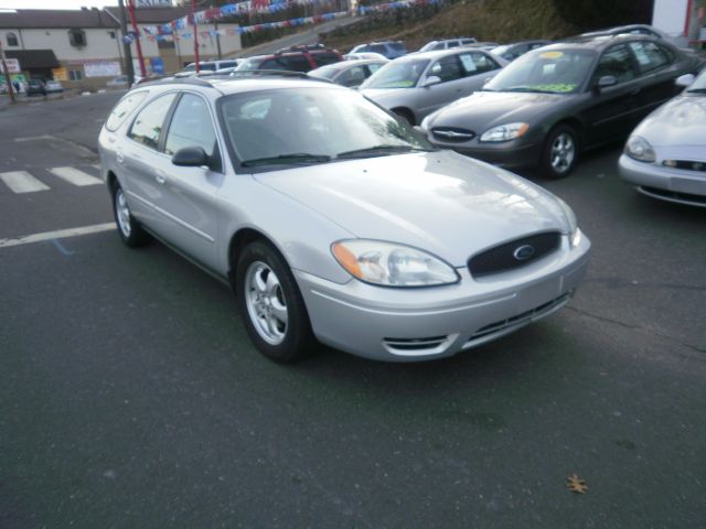 2004 Ford Taurus for sale