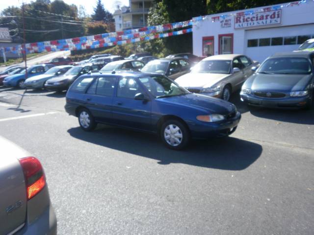 1998 Ford Escort for sale