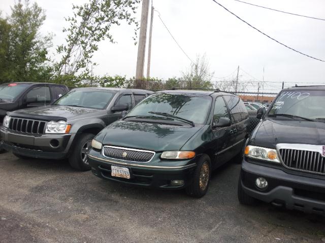1996 Chrysler Town and Country for sale