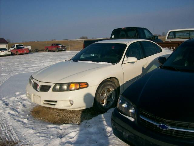2001 Pontiac Bonneville for sale
