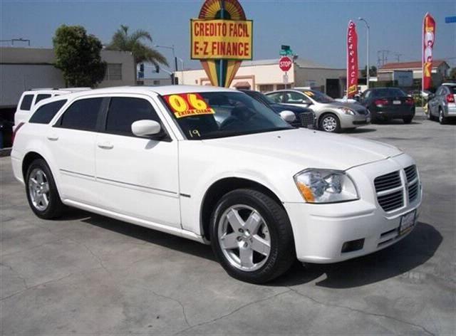 2006 Dodge Magnum for sale