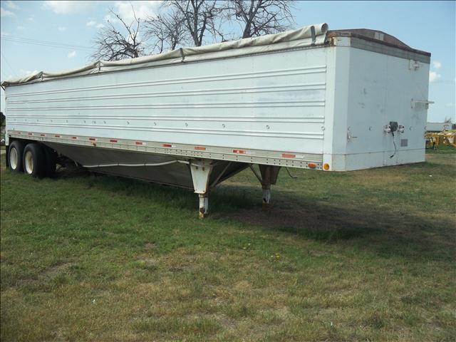 1976 American grain trailer