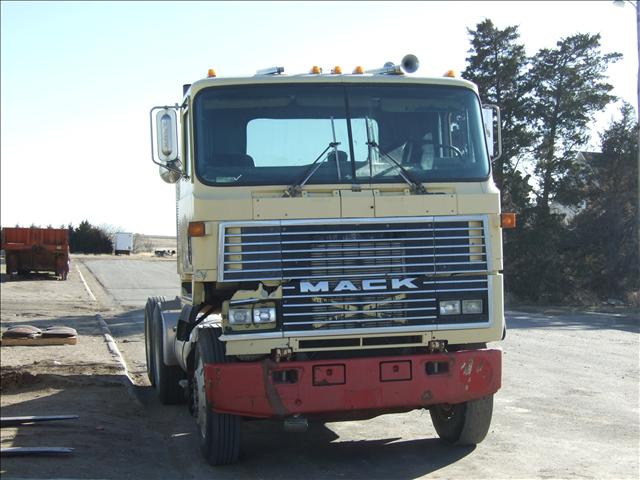 1986 Mack MH600 for sale