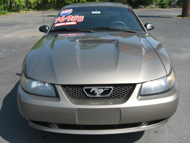 2001 Ford Mustang