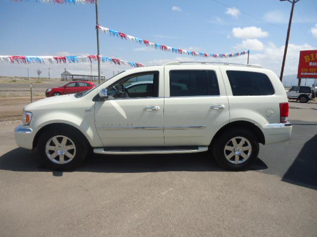 2008 Chrysler Aspen for sale