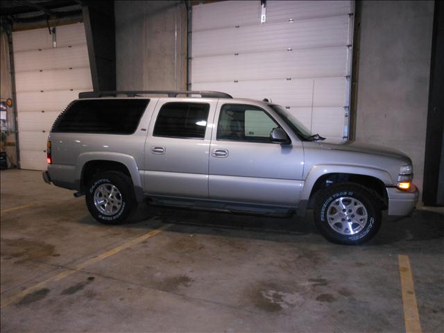 2005 Chevrolet Suburban for sale