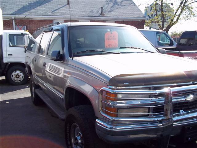 1999 Chevrolet Suburban for sale