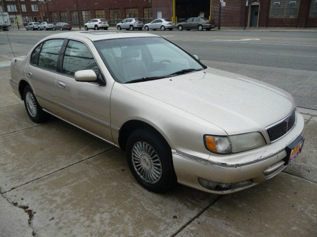 1996 Infiniti I30