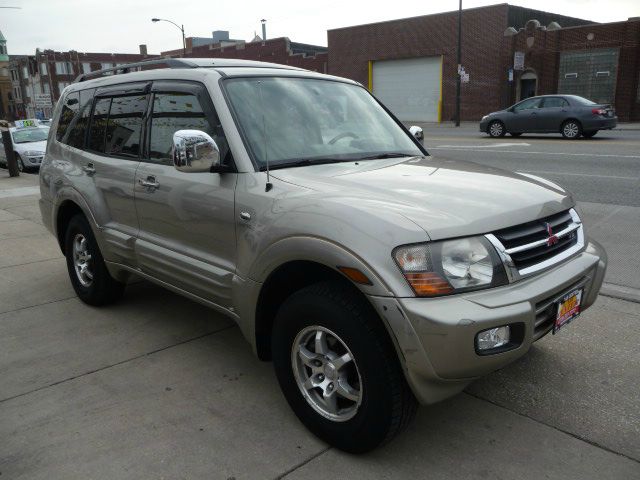 2001 Mitsubishi Montero