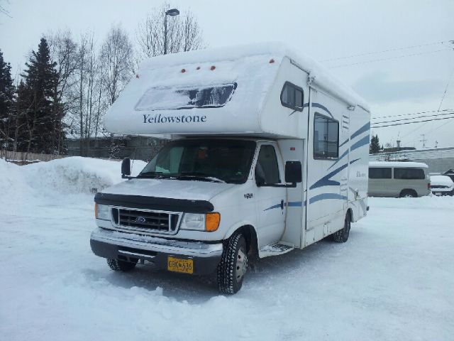 2005 Gulf Stream Yellowstone
