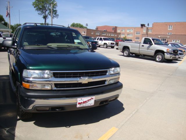 2004 Chevrolet Suburban for sale