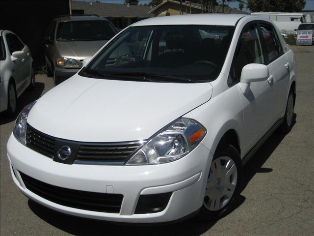 2011 Nissan Versa for sale