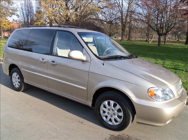 2004 KIA SEDONA LX, gold, clean carfax certified!!!  call kevin today for more ...