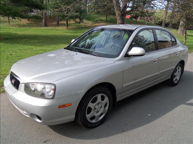 2003 HYUNDAI ELANTRA GLS, ...