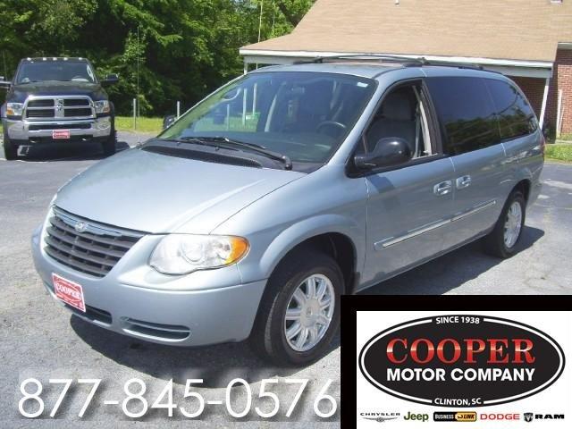2006 Chrysler Town & Country for sale