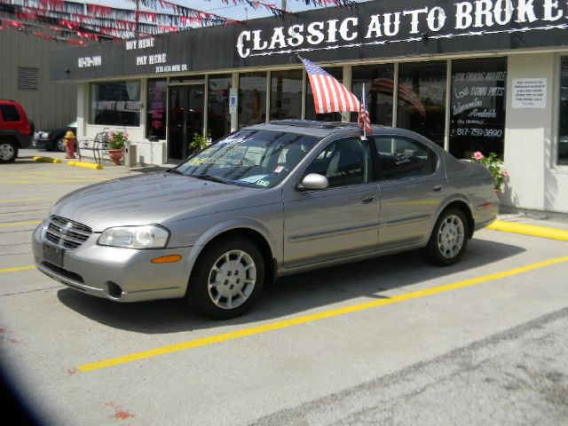 2000 Nissan Maxima for sale