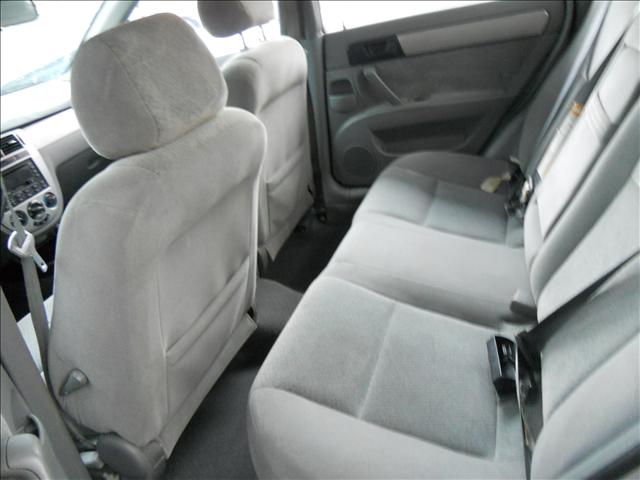 2004 Suzuki Forenza
