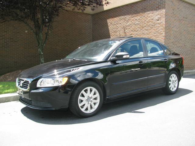 2008 Volvo S40