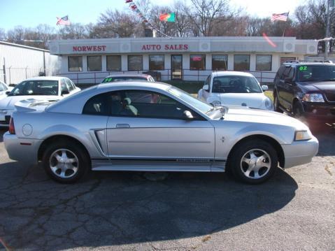 2000 Ford Mustang for sale
