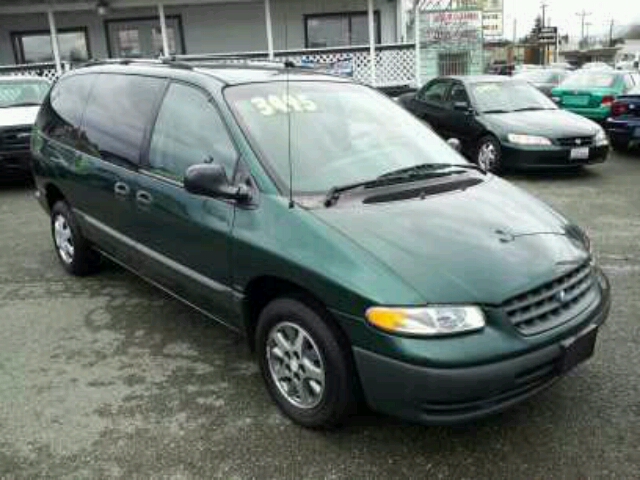 1996 Plymouth Grand Voyager for sale
