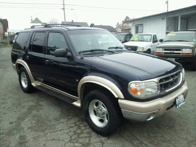 2000 Ford Explorer for sale
