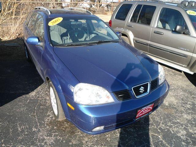 2005 Suzuki Forenza for sale
