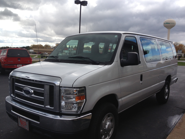 2011 Ford Econoline Wagon
