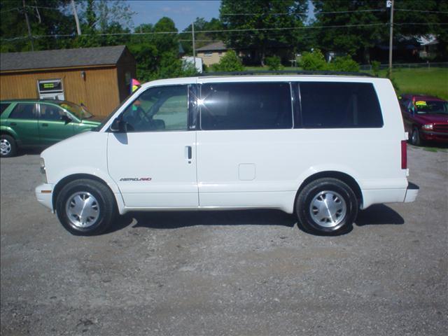 2000 Chevrolet Astro for sale