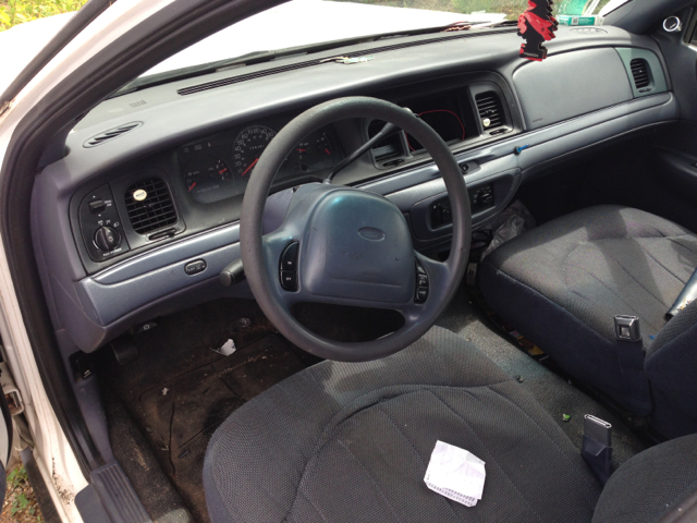 1999 Ford Crown Victoria