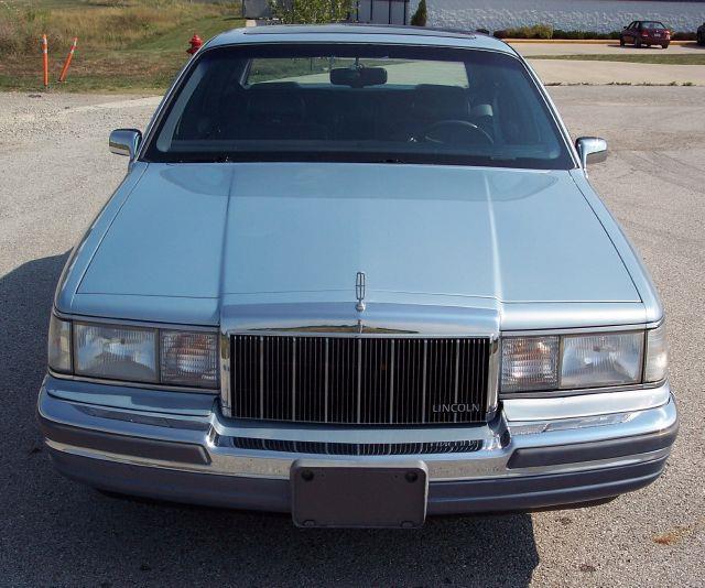 1990 Lincoln Town Car