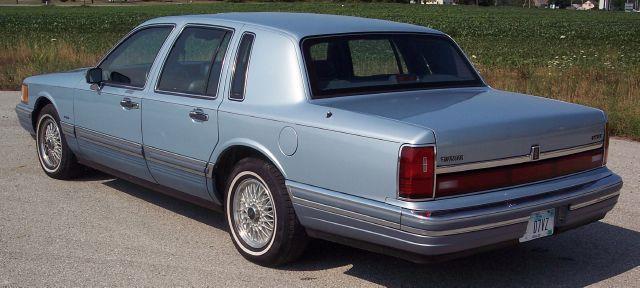 1990 Lincoln Town Car