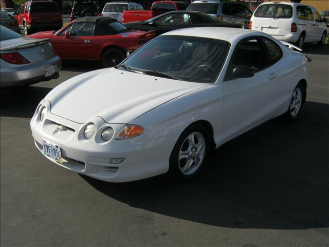 2001 Hyundai Tiburon for sale