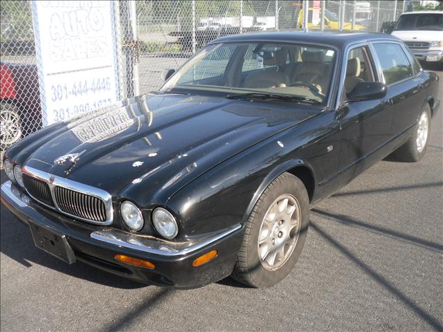 2000 Jaguar XJ8 for sale