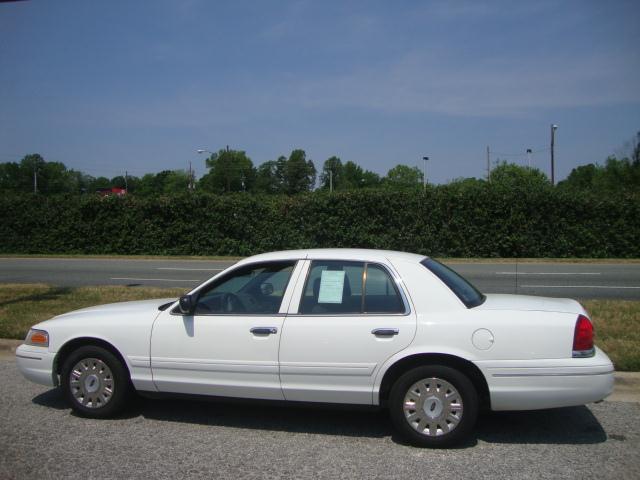 2005 Ford Crown Victoria for sale
