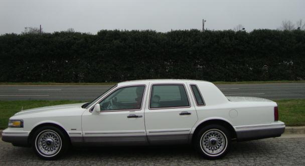 1995 Lincoln Town Car for sale