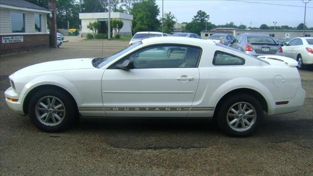 2006 Ford Mustang for sale