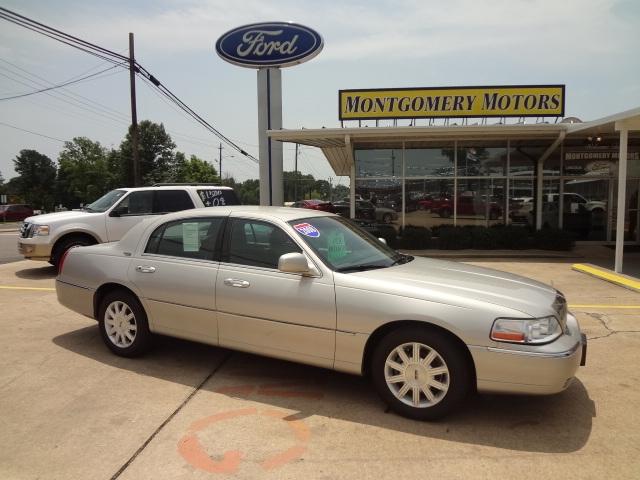 2008 Lincoln Town Car for sale