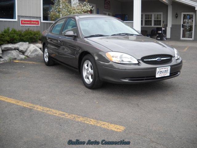 2002 Ford Taurus