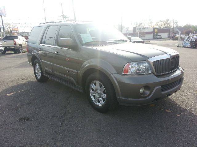 2003 Lincoln Navigator