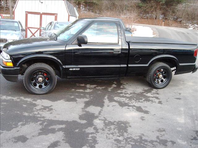 2000 Chevrolet S10 for sale