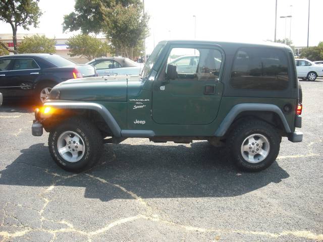 2000 Jeep Wrangler for sale