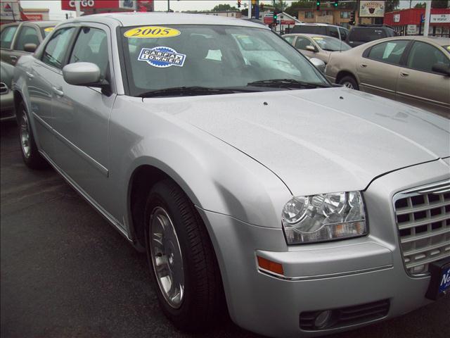2005 Chrysler 300