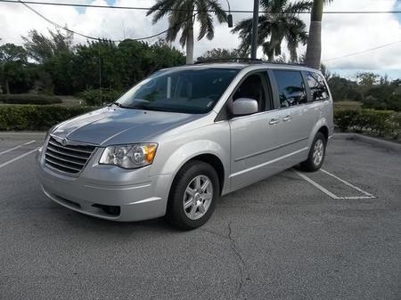 2010 Chrysler Town and Country for sale