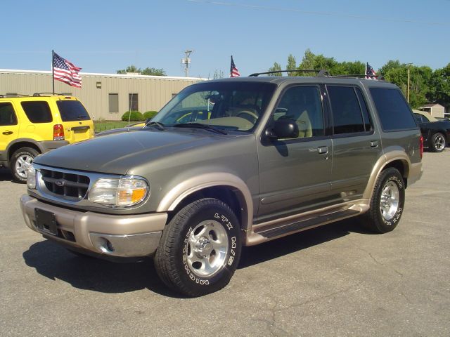 2000 Ford Explorer for sale