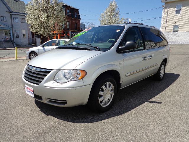 2007 Chrysler Town & Country