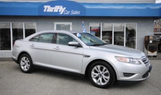 2010 Ford Taurus for sale