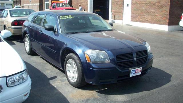 2005 Dodge Magnum for sale
