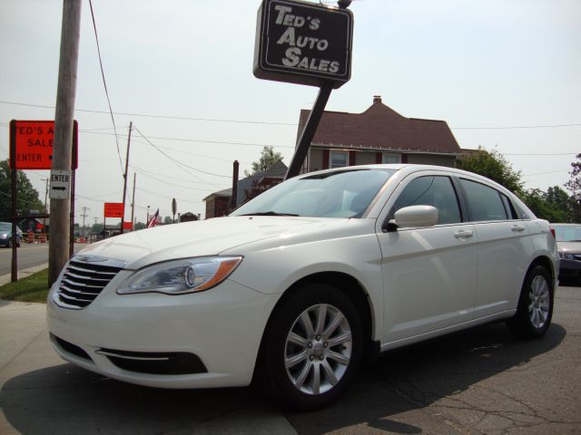 2011 Chrysler 200 for sale