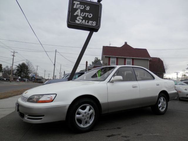 1996 Lexus ES 300